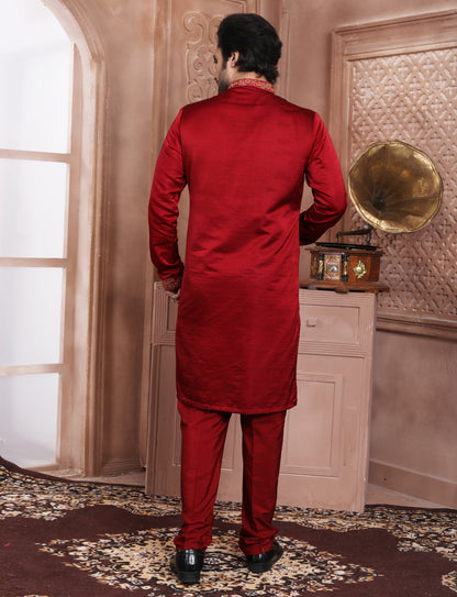 Red Banarasi Silk Stylish Handcrafted Kurta With Aligarhi Pant