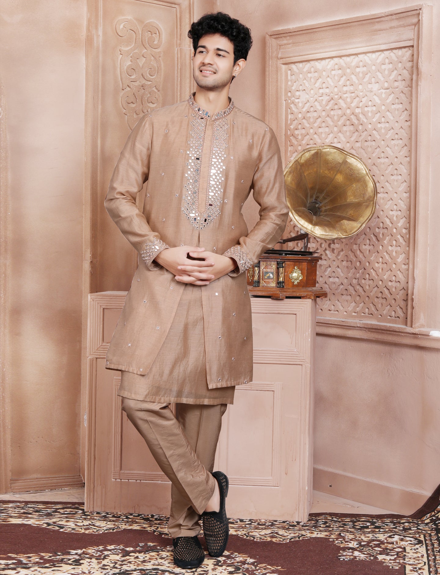 Light Peach Ethnic Handcrafted Mirror Work Kurta With Aligarhi Pant