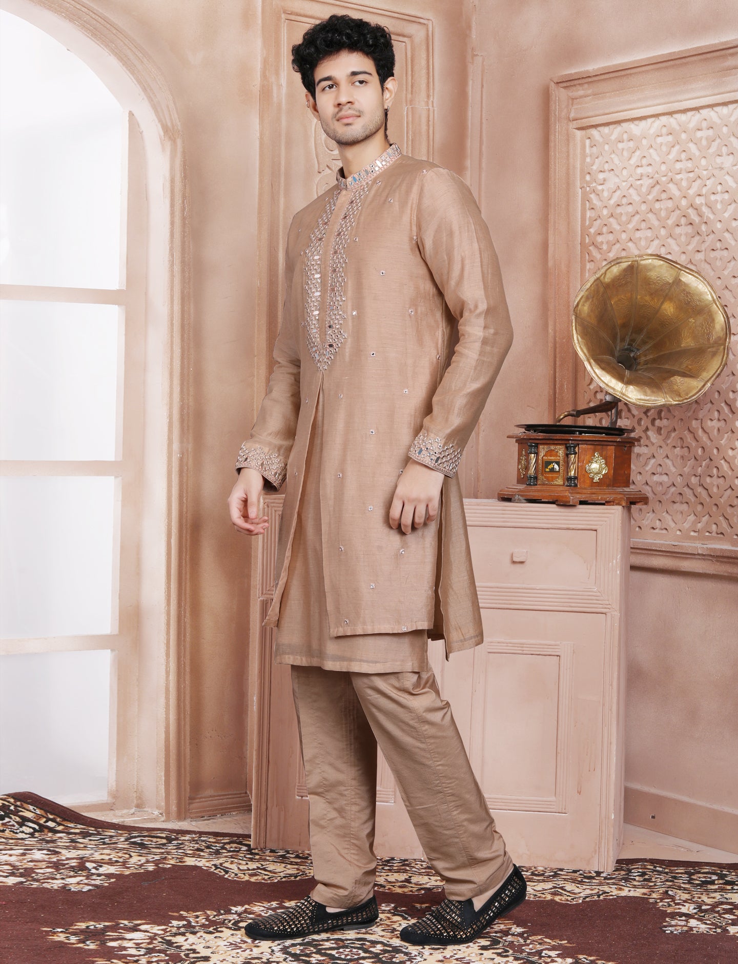 Light Peach Ethnic Handcrafted Mirror Work Kurta With Aligarhi Pant