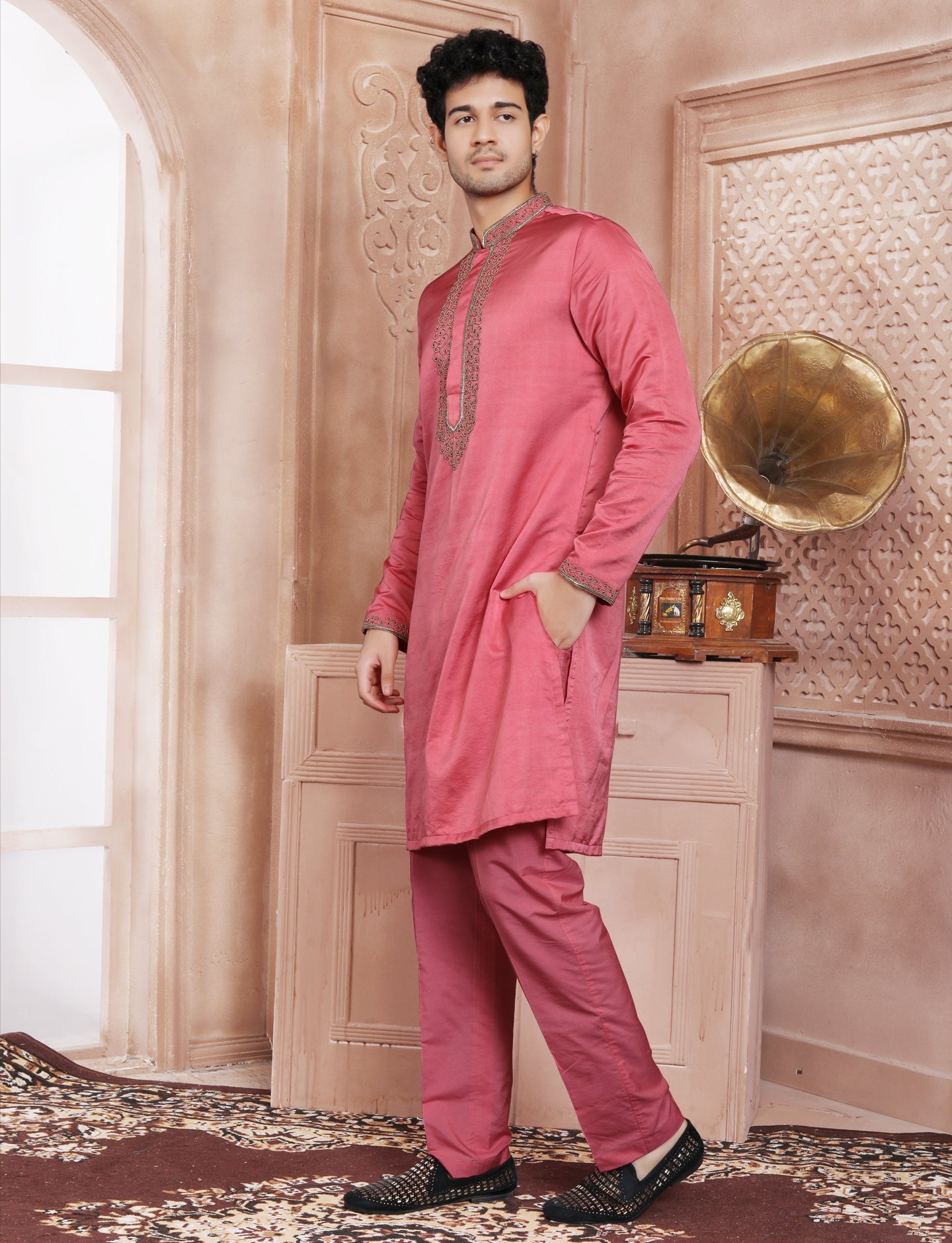 Pink Stylis Hand Work Kurta With Aligarhi Pant