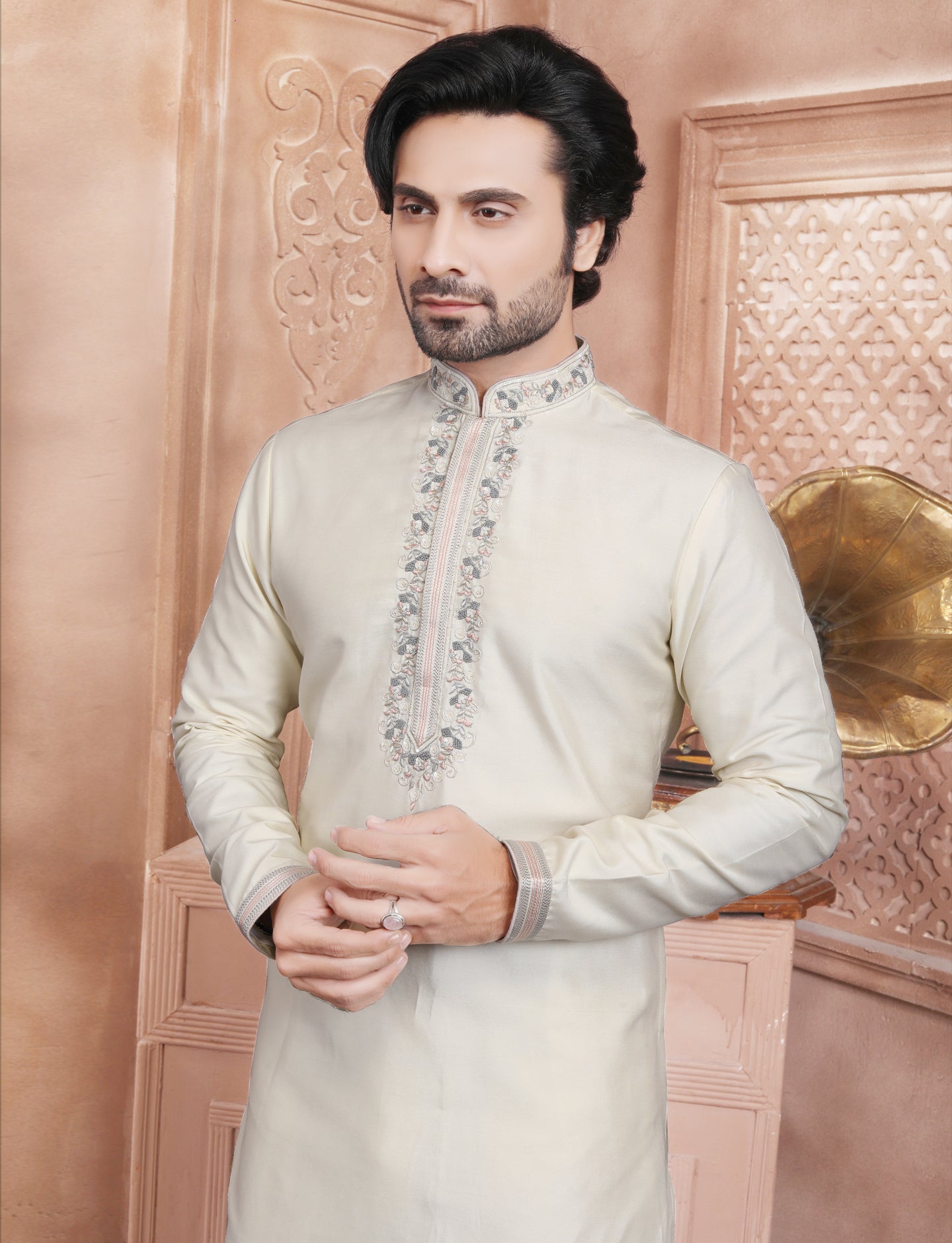 Cream Elegant Handcrafted embroidery kurta With Aligarhi Pant