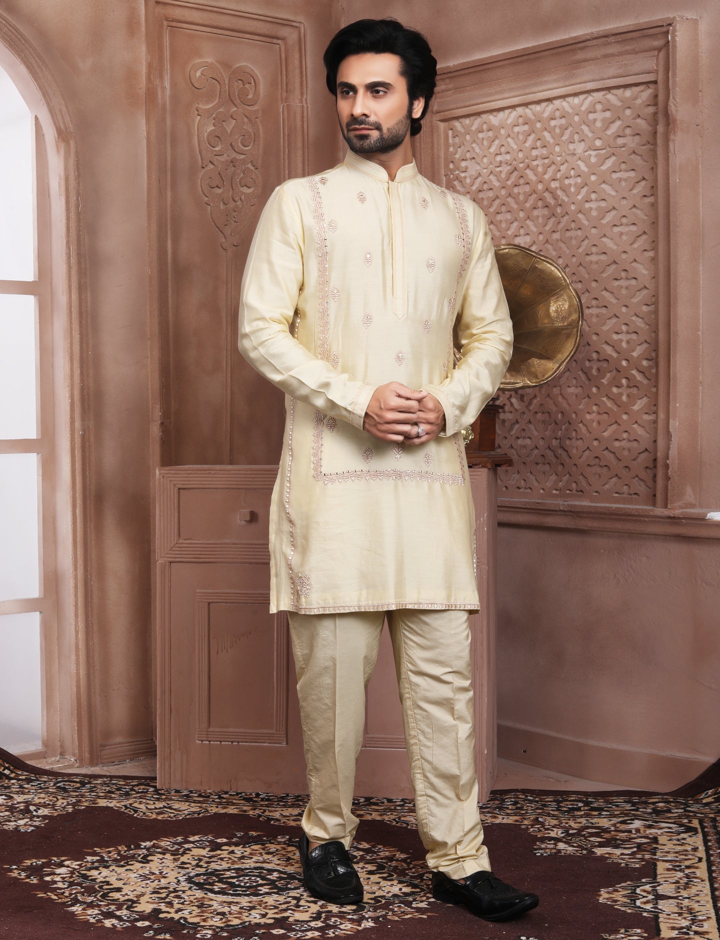 Cream Banarasi Resham mirror work Kurta With Aligarhi Pant