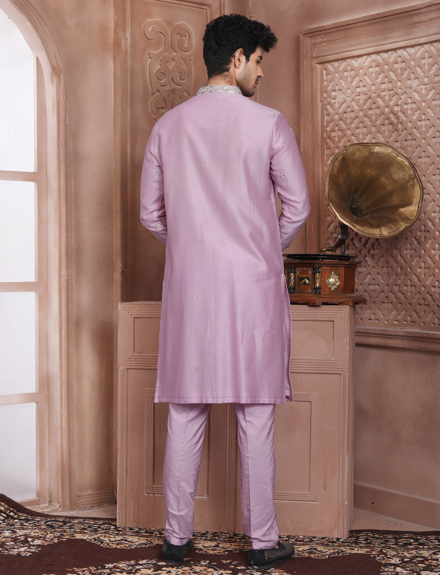 Light Purple Ethnic Handcrafted Kurta With Aligarhi Pant