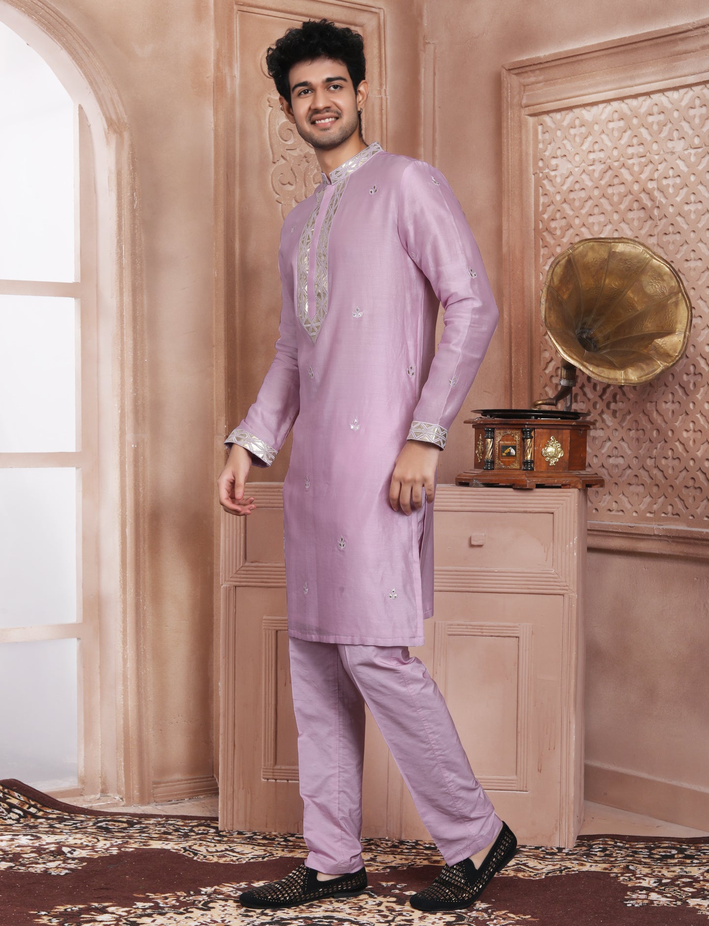 Light Purple Ethnic Handcrafted Kurta With Aligarhi Pant