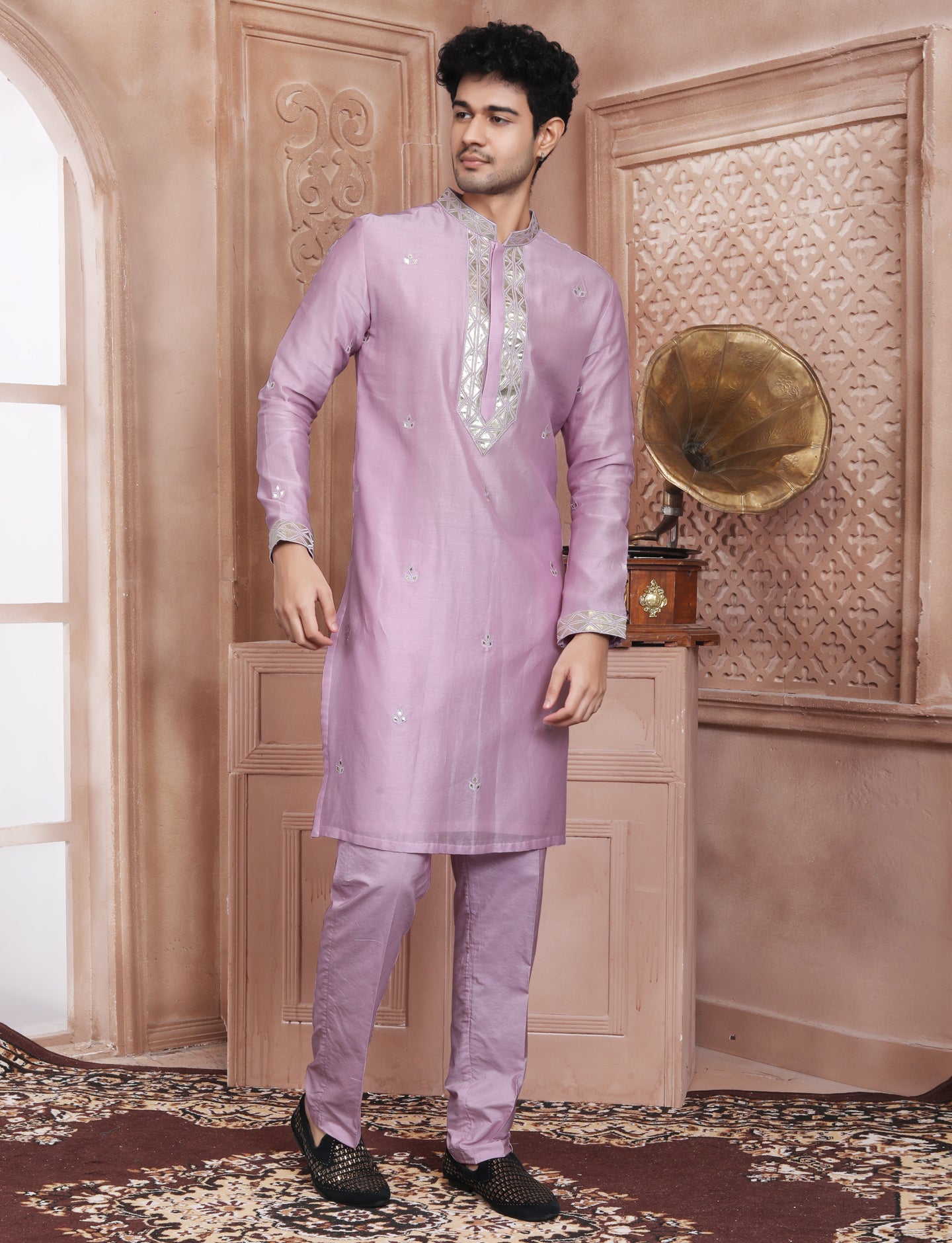 Light Purple Ethnic Handcrafted Kurta With Aligarhi Pant